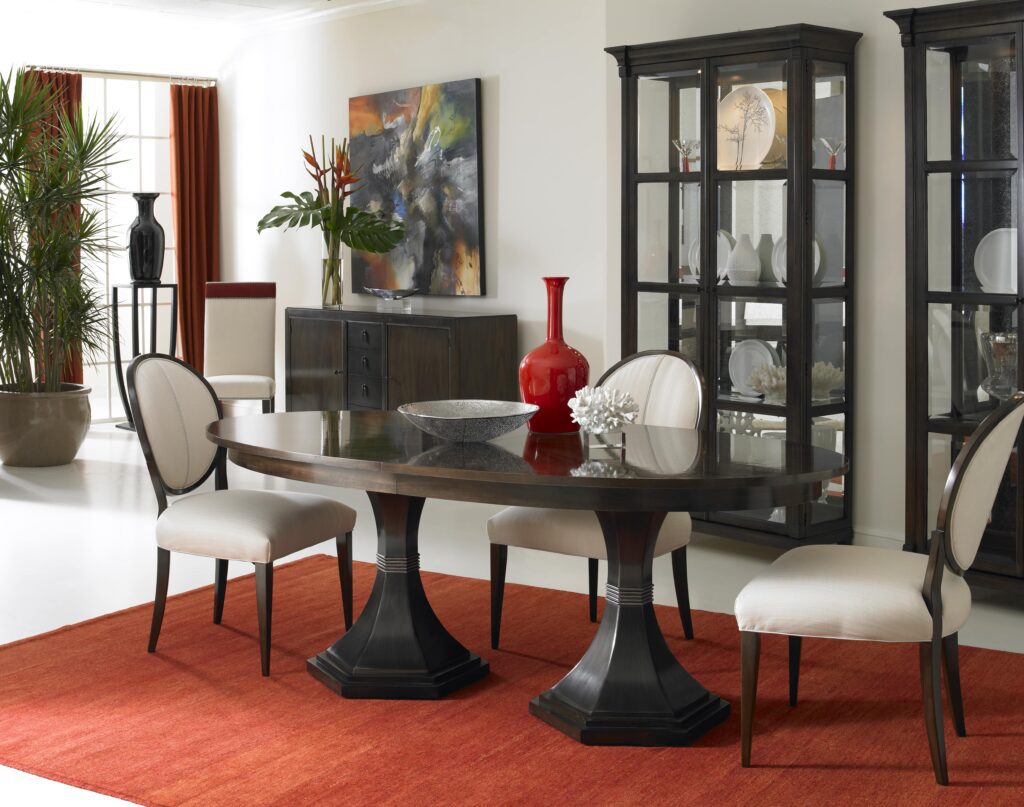 photo represents oval dining table